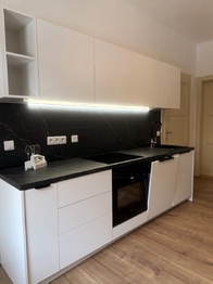 Pronájem bytu 2+1 v osobním vlastnictví 74 m², Karlovy Vary