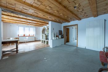 Prodej domu 400 m², Velké Karlovice