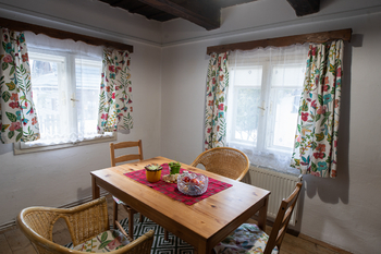 Prodej domu 400 m², Velké Karlovice