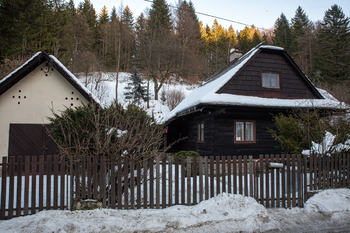 Prodej domu 400 m², Velké Karlovice