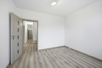 Prodej bytu 4+1 v osobním vlastnictví 75 m², Klášterec nad Ohří