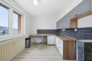 Prodej bytu 4+1 v osobním vlastnictví 75 m², Klášterec nad Ohří