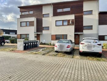 Prodej bytu 2+kk v osobním vlastnictví 68 m², Buštěhrad