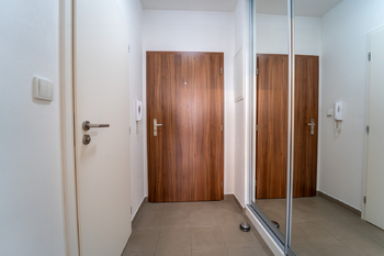 Pronájem bytu 1+kk v osobním vlastnictví 33 m², Velký Osek