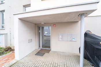 Pronájem bytu 1+kk v osobním vlastnictví 33 m², Velký Osek