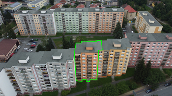 BD pohled zadní - Prodej bytu 3+1 v osobním vlastnictví 80 m², Rokycany