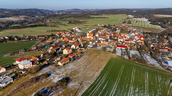 Prodej pozemku 1185 m², Hrusice