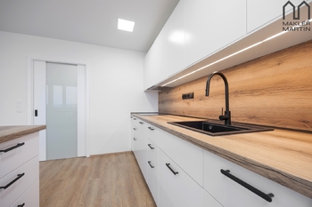 Prodej bytu 3+kk v osobním vlastnictví 82 m², Praha 3 - Žižkov