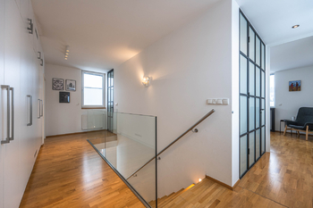 Pronájem domu 150 m², Praha 6 - Lysolaje