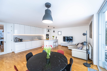 Pronájem domu 150 m², Praha 6 - Lysolaje