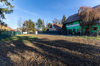 Prodej pozemku 2831 m², Svojetín