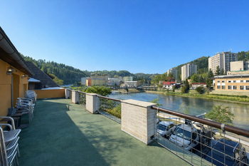 Pronájem restaurace 198 m², Železný Brod