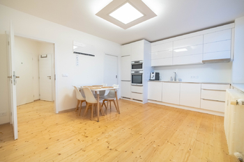 Prodej bytu 2+kk v osobním vlastnictví 46 m², Hradec Králové