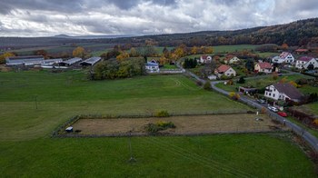 Prodej pozemku 1487 m², Pičín