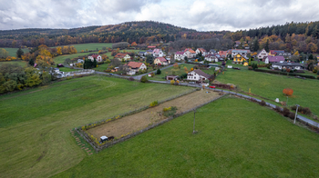 Prodej pozemku 1487 m², Pičín