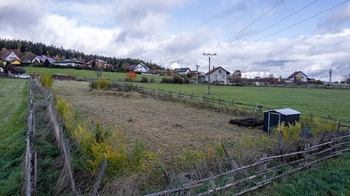 Prodej pozemku 1487 m², Pičín