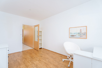 pokoj 2 - Pronájem bytu 3+1 v družstevním vlastnictví 74 m², Čelákovice