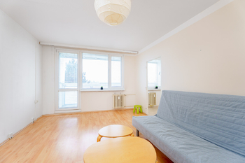 obývací pokoj - Pronájem bytu 3+1 v družstevním vlastnictví 74 m², Čelákovice