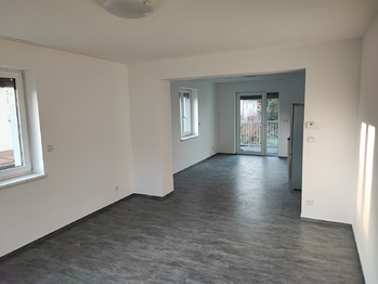 Pronájem bytu 2+kk v osobním vlastnictví 65 m², Praha 8 - Libeň