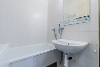 Pronájem bytu 3+1 v osobním vlastnictví 60 m², Praha 6 - Dejvice