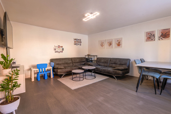 Prodej domu 210 m², Miroslav