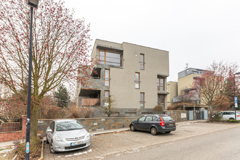 Pronájem bytu 2+kk v osobním vlastnictví 70 m², Černošice