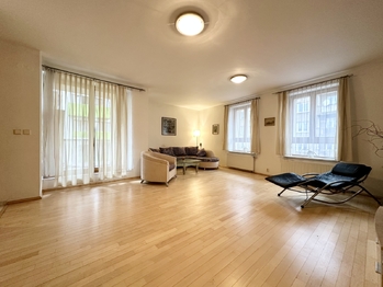 Prodej bytu 3+1 v osobním vlastnictví 105 m², Praha 10 - Strašnice