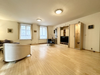 Prodej bytu 3+1 v osobním vlastnictví 105 m², Praha 10 - Strašnice