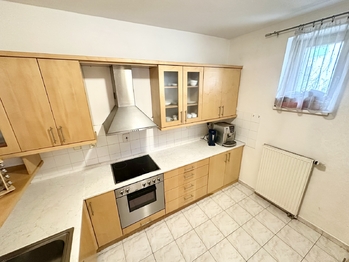 Prodej bytu 3+1 v osobním vlastnictví 105 m², Praha 10 - Strašnice