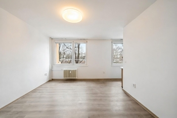 Pronájem bytu 1+kk v osobním vlastnictví 26 m², Hradec Králové