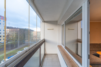 Zasklená lodžie - Prodej bytu 4+1 v osobním vlastnictví 89 m², Ústí nad Labem