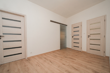 Pronájem bytu 3+kk v osobním vlastnictví 80 m², Praha 10 - Vršovice