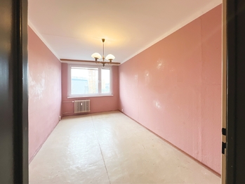 Třetí pokoj nabízí poměrnou velikost a různé využití - Prodej bytu 3+kk v osobním vlastnictví 86 m², Praha 5 - Stodůlky