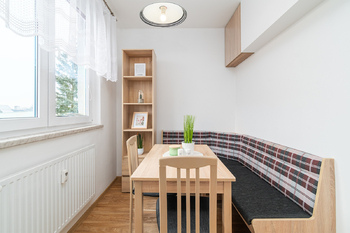 Jídelna - Prodej bytu 3+1 v osobním vlastnictví 60 m², Čejetice