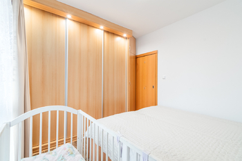 Ložnice - Prodej bytu 3+1 v osobním vlastnictví 60 m², Čejetice