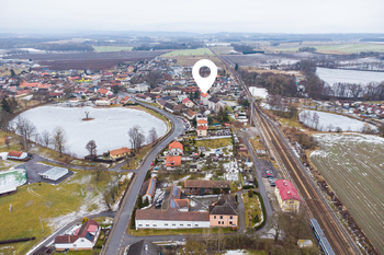 Pohled z výšky - Prodej bytu 3+1 v osobním vlastnictví 60 m², Čejetice