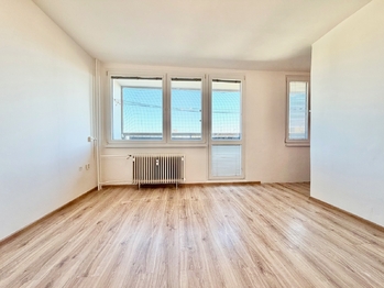 Prodej bytu 1+kk v osobním vlastnictví 35 m², Pardubice