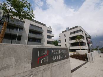 Pronájem bytu 1+kk v osobním vlastnictví 30 m², Praha 4 - Michle