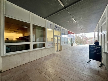 Pronájem obchodních prostor 57 m², Plzeň