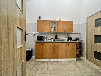 Pronájem obchodních prostor 57 m², Plzeň