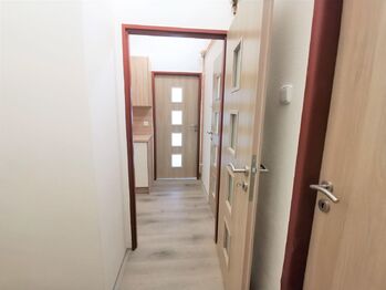 Chodba - Pronájem bytu 1+kk v osobním vlastnictví 40 m², Klatovy