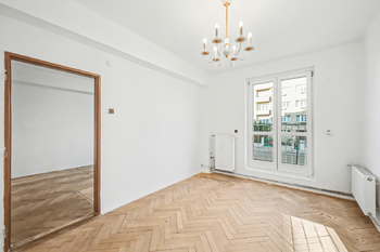 pokoj 1 - Prodej bytu 3+1 v osobním vlastnictví 74 m², Praha 6 - Střešovice