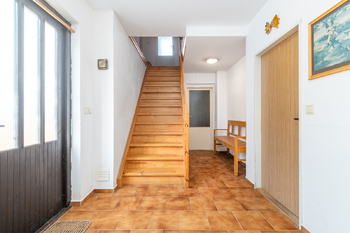 Prodej domu 168 m², Oselce