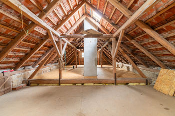 Prodej domu 168 m², Oselce