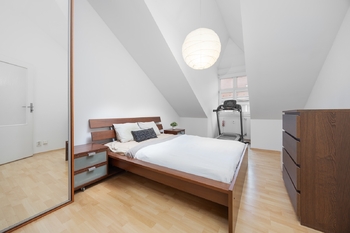 Prodej bytu 3+kk v osobním vlastnictví 90 m², Praha 8 - Libeň