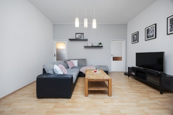 Prodej bytu 3+kk v osobním vlastnictví 90 m², Praha 8 - Libeň