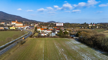 Pohled od Litoměřic - Prodej pozemku 388 m², Žitenice