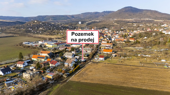 Pohled na pozemek - Prodej pozemku 388 m², Žitenice 