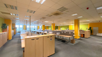 Pronájem kancelářských prostor 416 m², Pardubice
