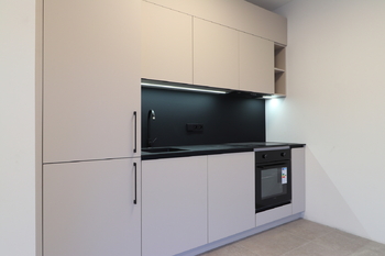 Kuchyňský kout - Pronájem bytu 1+kk v osobním vlastnictví 34 m², Praha 5 - Košíře